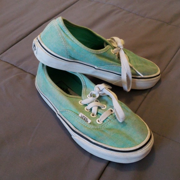 VANS - Picture 3 of 3